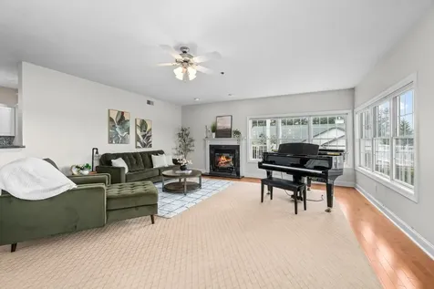 4412 River Drive Moline IL 61265