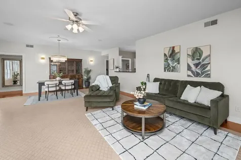 4412 River Drive Moline IL 61265