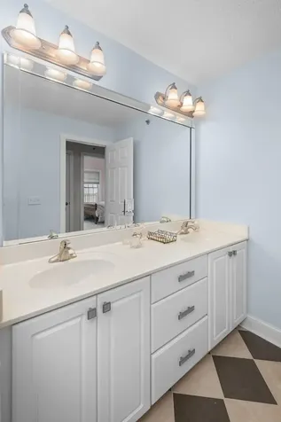 4412 River Drive Moline IL 61265
