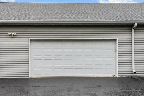 4412 River Drive Moline IL 61265