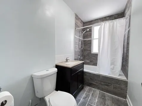 8856 South Lowe Avenue Chicago IL 60620