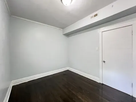 8856 South Lowe Avenue Chicago IL 60620