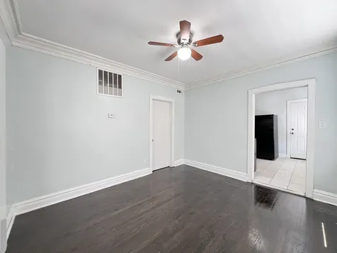 8856 South Lowe Avenue Chicago IL 60620