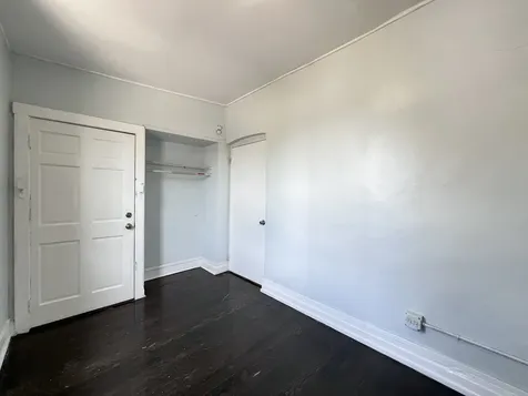 8856 South Lowe Avenue Chicago IL 60620