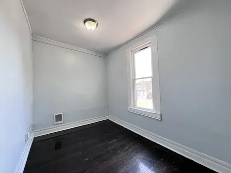 8856 South Lowe Avenue Chicago IL 60620
