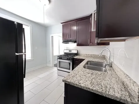 8856 South Lowe Avenue Chicago IL 60620