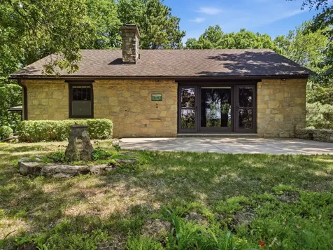 4212 West Wisconsin Street Dixon IL 61021