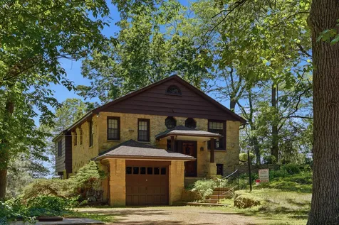 4212 West Wisconsin Street Dixon IL 61021