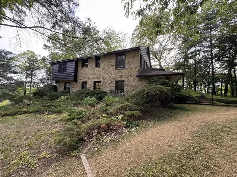4212 West Wisconsin Street Dixon IL 61021