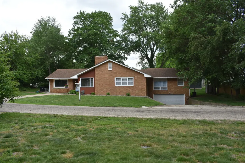 405 Prairie Court Streator IL 61364