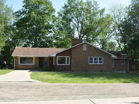 405 Prairie Court Streator IL 61364