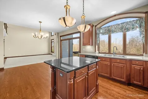 261 Johnson Woods Drive Batavia IL 60510