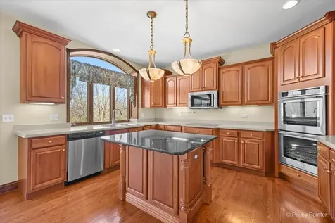 261 Johnson Woods Drive Batavia IL 60510