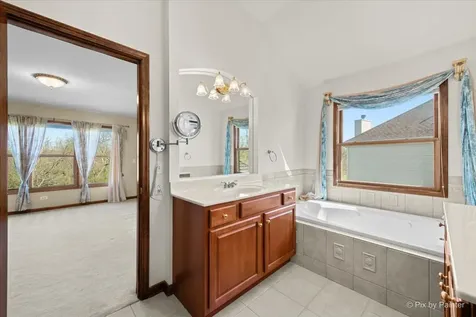 261 Johnson Woods Drive Batavia IL 60510