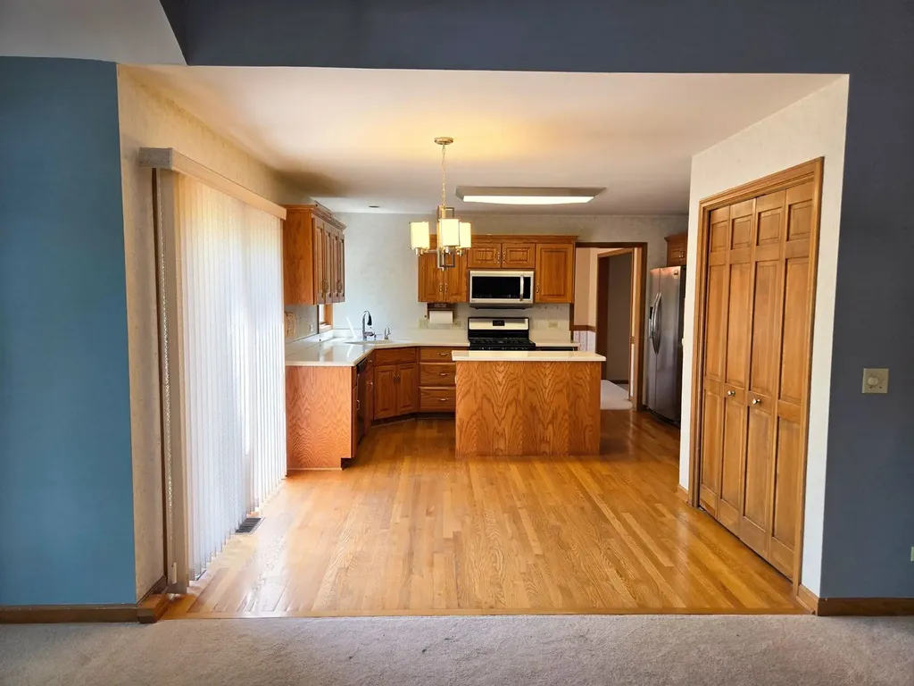 2286 Brookside Lane Aurora IL 60502