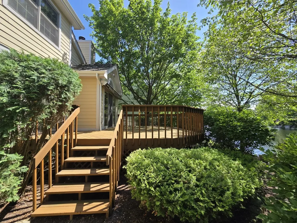 2286 Brookside Lane Aurora IL 60502