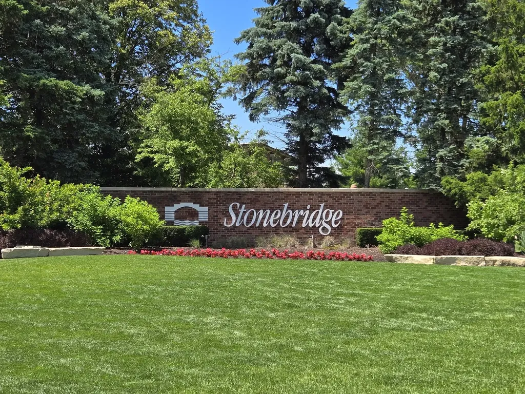 2286 Brookside Lane Aurora IL 60502