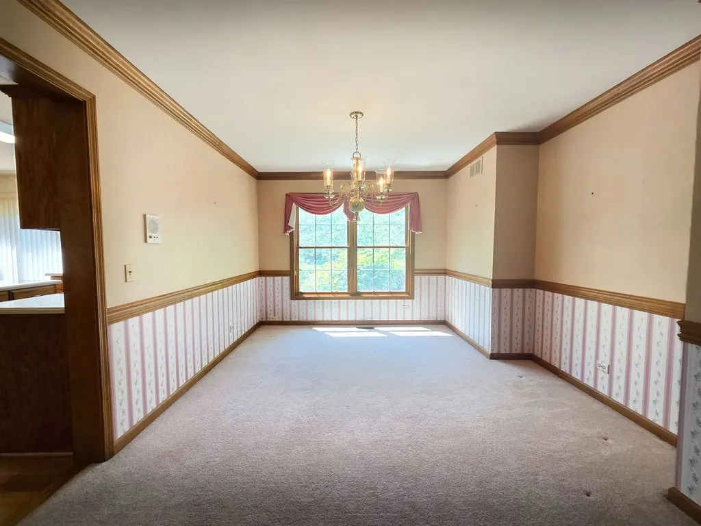 2286 Brookside Lane Aurora IL 60502