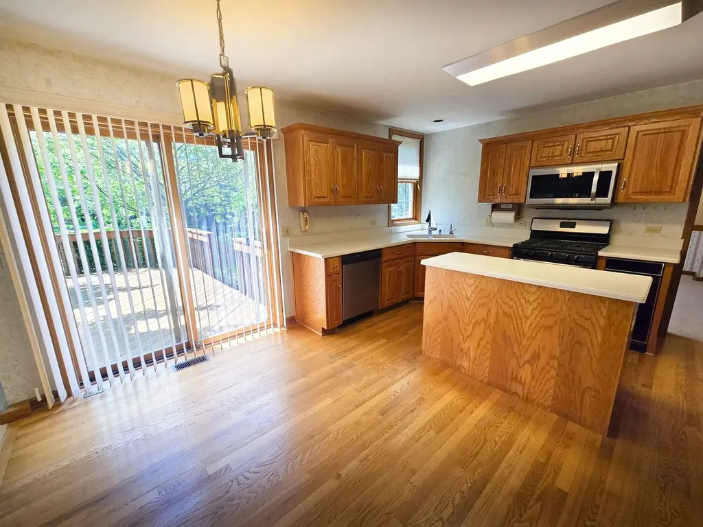 2286 Brookside Lane Aurora IL 60502