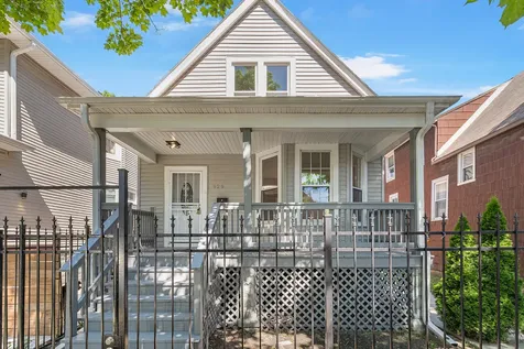 929 North Latrobe Avenue Chicago IL 60651