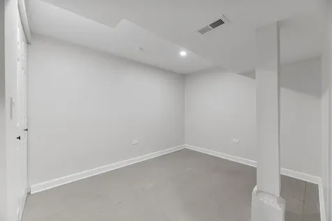 929 North Latrobe Avenue Chicago IL 60651