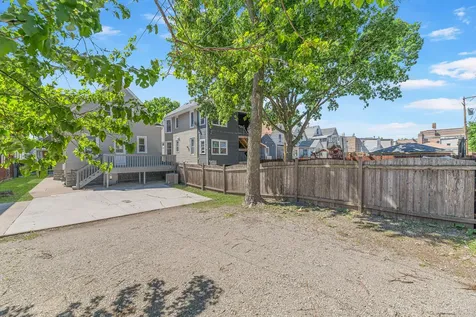 929 North Latrobe Avenue Chicago IL 60651