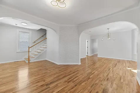 929 North Latrobe Avenue Chicago IL 60651
