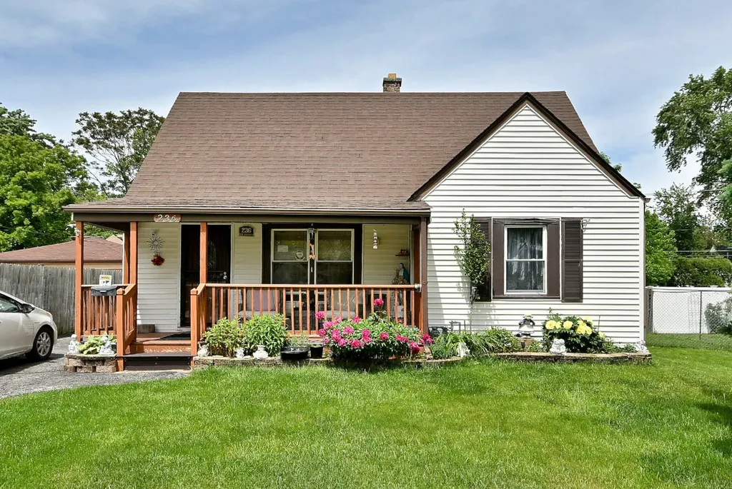 236 East Armitage Avenue Northlake IL 60164