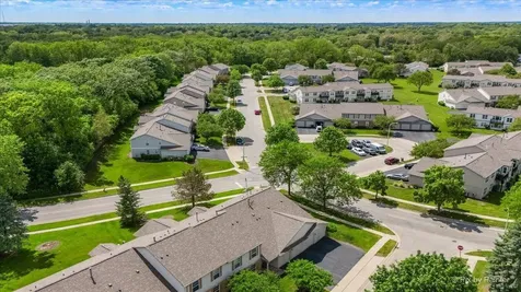 1101 Yorkshire Court Elgin IL 60120