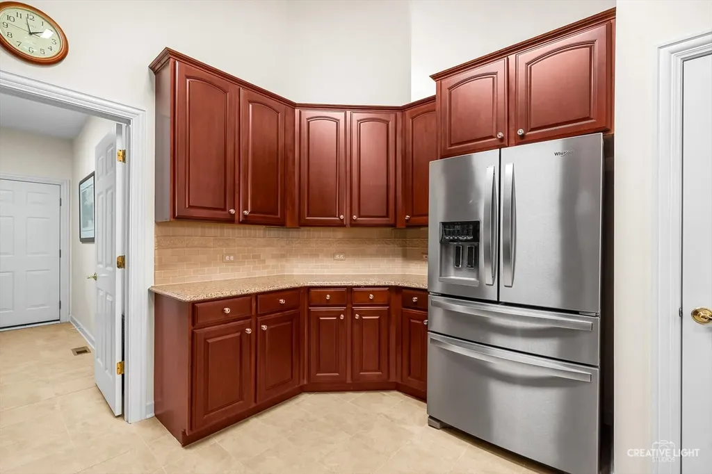 2311 Woodglen Court Aurora IL 60502