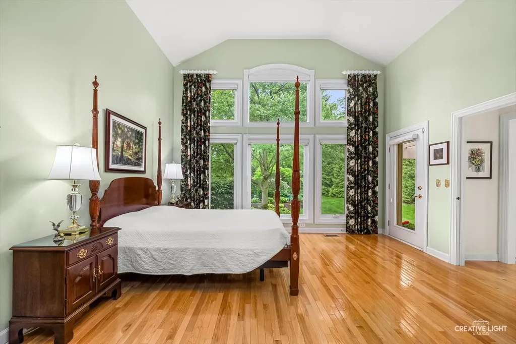 2311 Woodglen Court Aurora IL 60502