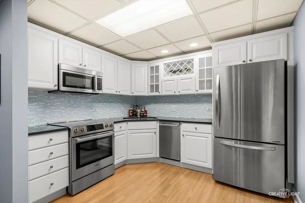 2311 Woodglen Court Aurora IL 60502