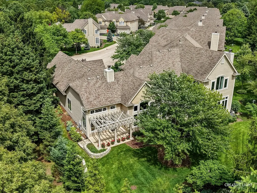 2311 Woodglen Court Aurora IL 60502