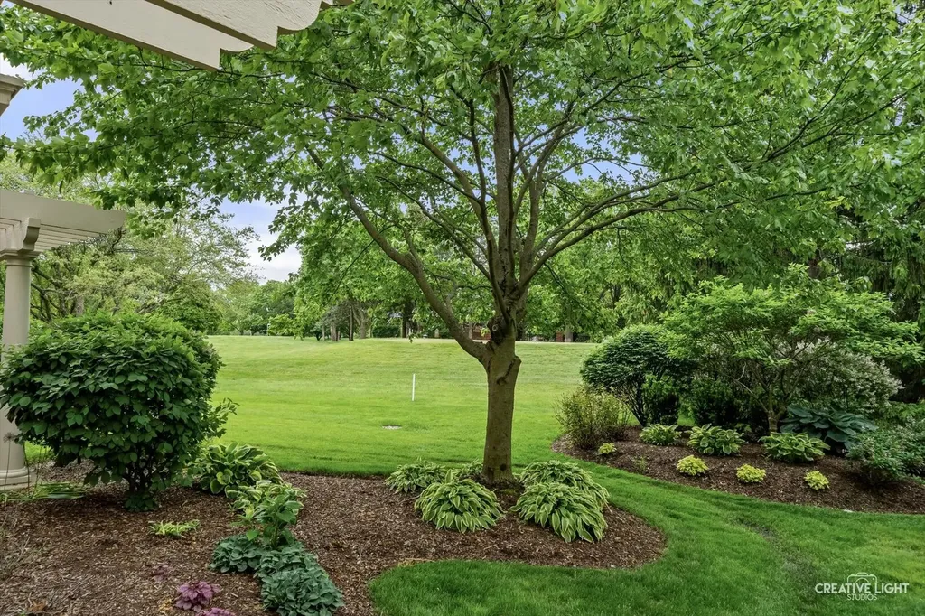 2311 Woodglen Court Aurora IL 60502