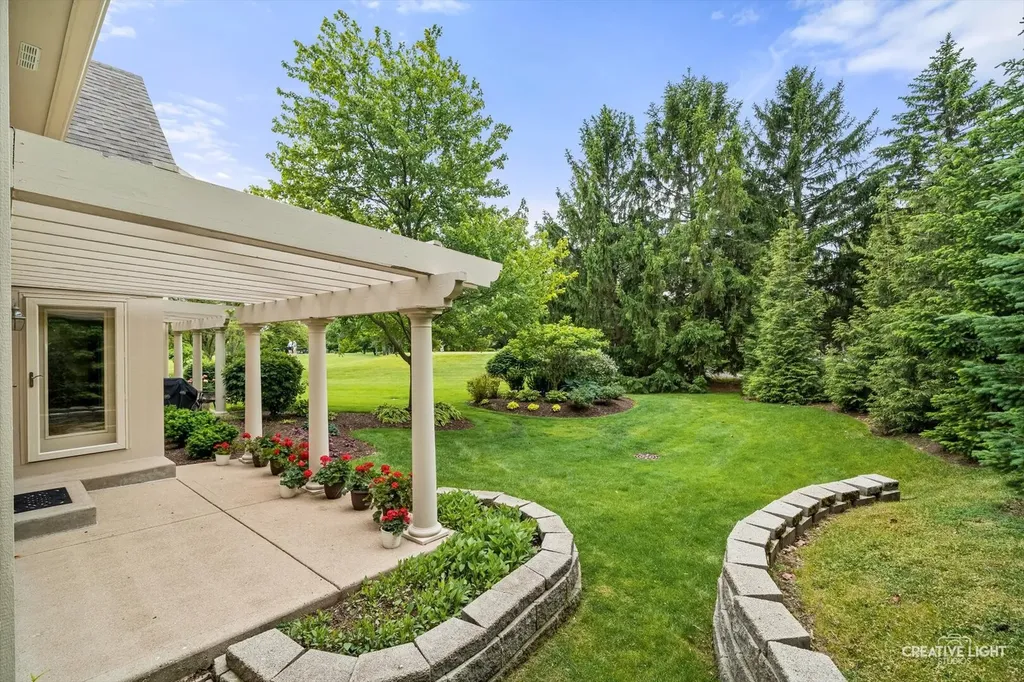 2311 Woodglen Court Aurora IL 60502