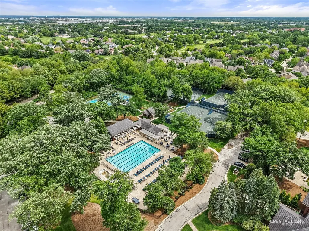 2311 Woodglen Court Aurora IL 60502