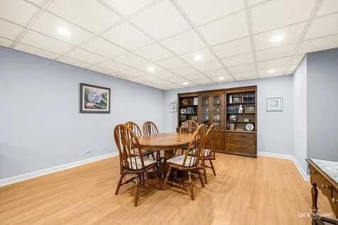 2311 Woodglen Court Aurora IL 60502