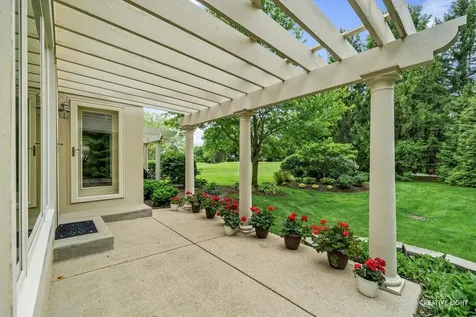 2311 Woodglen Court Aurora IL 60502