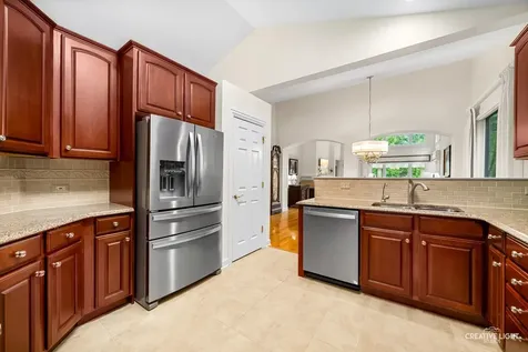 2311 Woodglen Court Aurora IL 60502