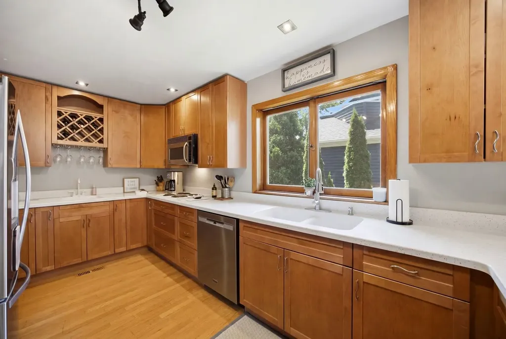 5417 Blodgett Avenue Downers Grove IL 60515