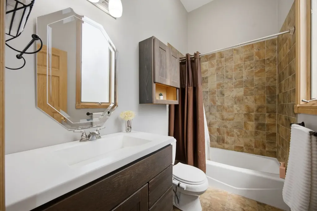 5417 Blodgett Avenue Downers Grove IL 60515
