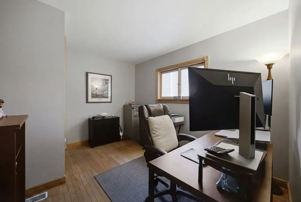 5417 Blodgett Avenue Downers Grove IL 60515