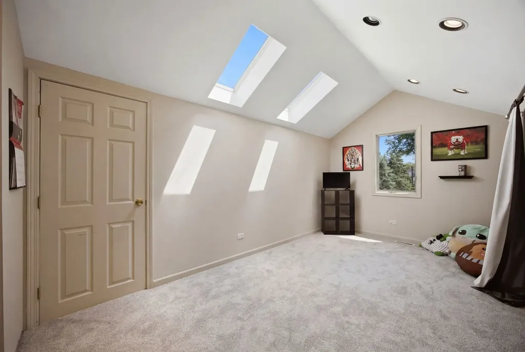 5417 Blodgett Avenue Downers Grove IL 60515
