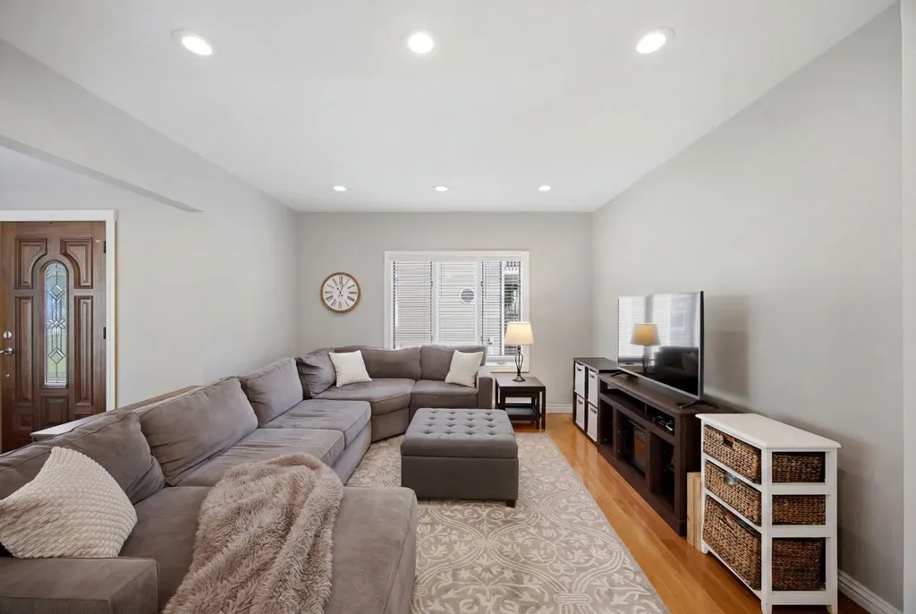 5417 Blodgett Avenue Downers Grove IL 60515