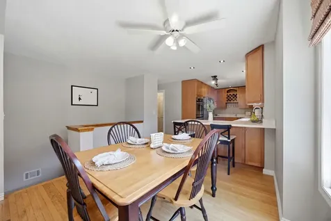 5417 Blodgett Avenue Downers Grove IL 60515