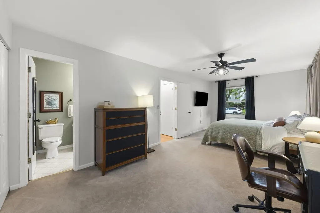 888 Shady Lane Aurora IL 60506