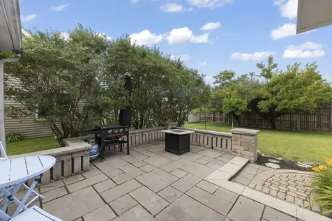 888 Shady Lane Aurora IL 60506