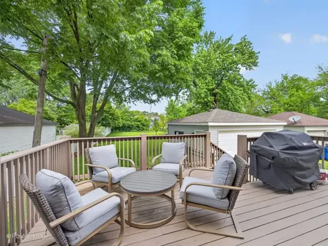 380 Selborne Road Riverside IL 60546