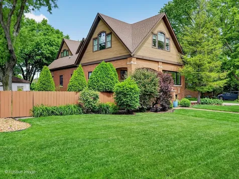 380 Selborne Road Riverside IL 60546
