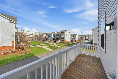 72 Nicholas Drive E Des Plaines IL 60016